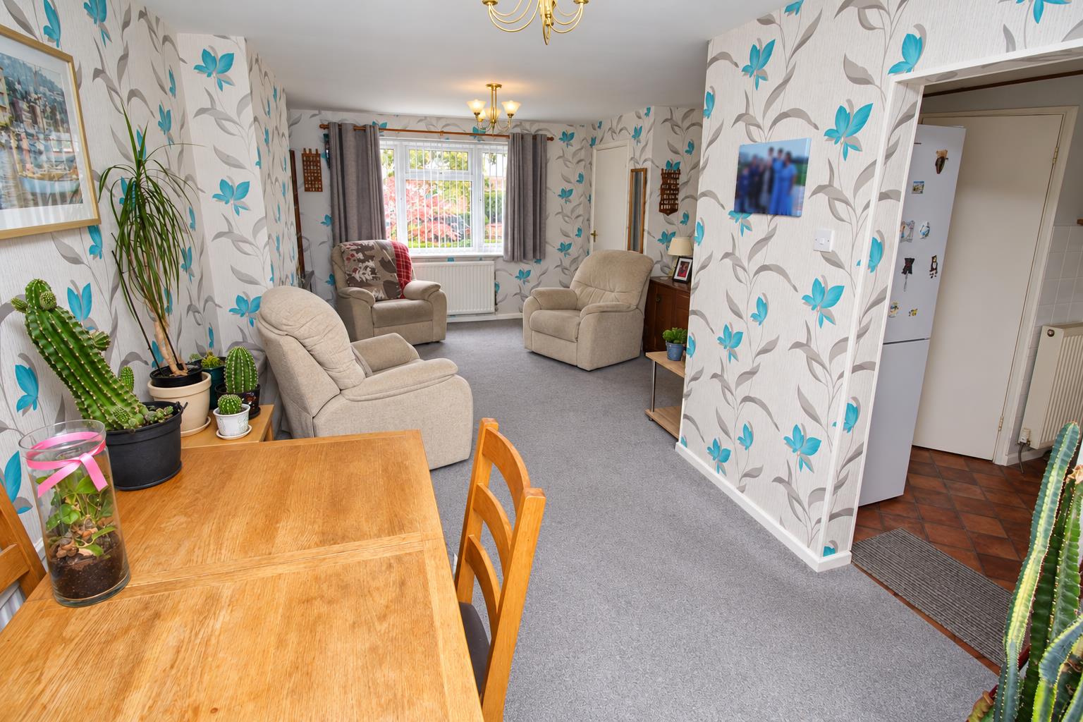 Fullbrook Crescent, Tilehurst, Reading